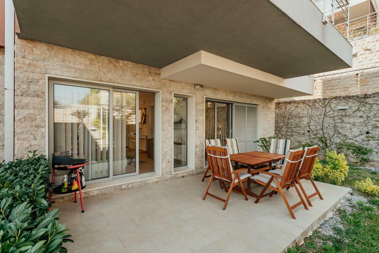 Acacia Hill A3 Apartment Thenovici Exterior photo