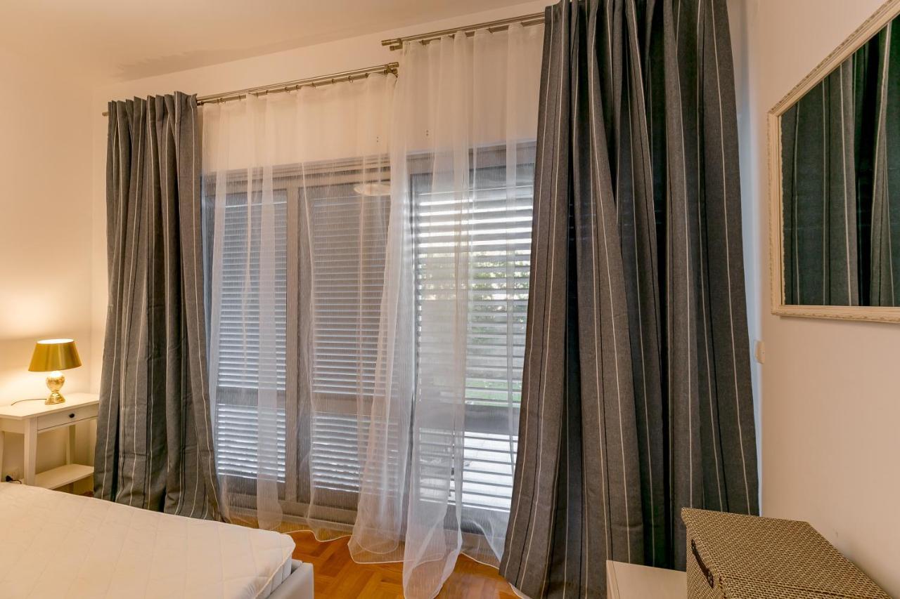 Acacia Hill A3 Apartment Thenovici Exterior photo